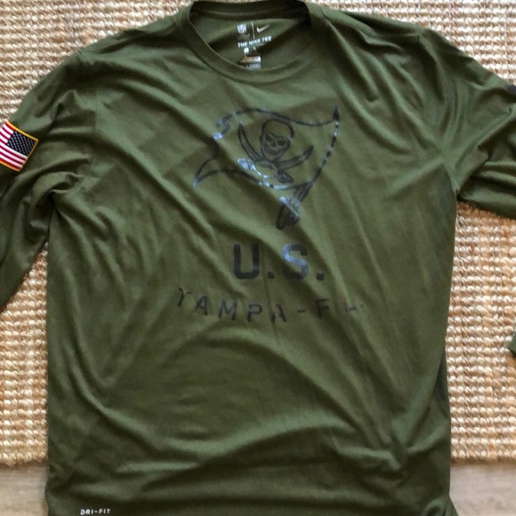 nike buccaneers shirt